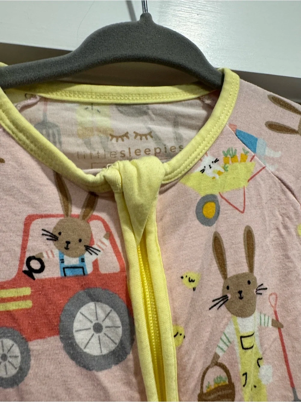 Little Sleepies Bamboo convertible sleeper pink hop to it‎ 6-12M Easter Bunny